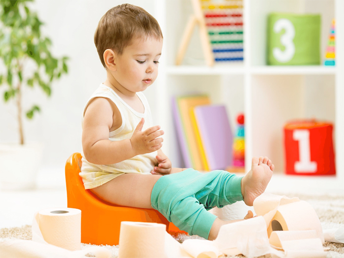 Nguyên nhân và giải pháp chống táo bón ở trẻ sơ sinh